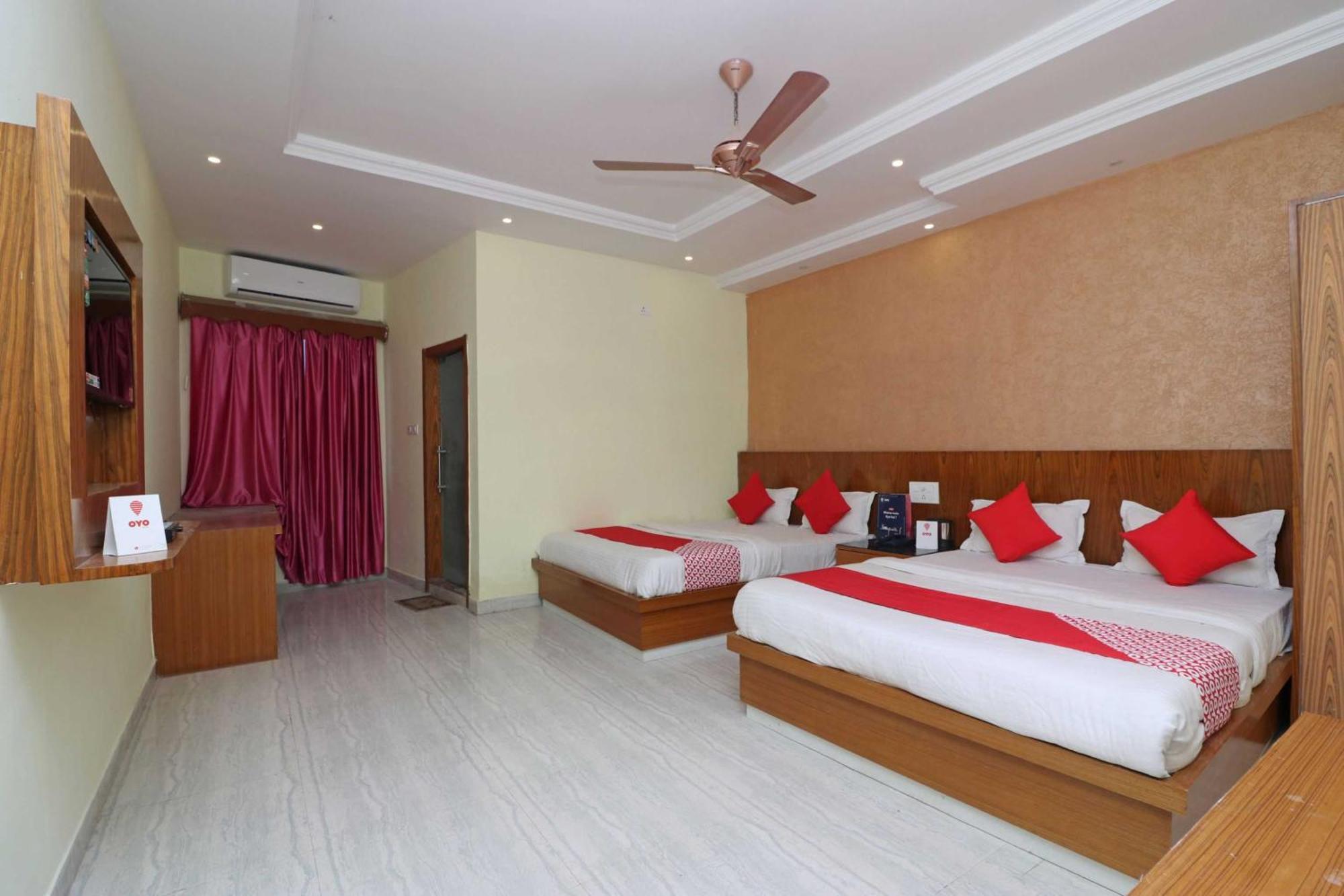 โอโย 16395 โฮเต็ล Gk พาเลซ Hotel พุทธคยา ภายนอก รูปภาพ
